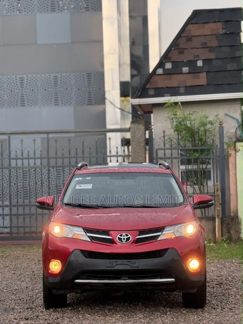 Toyota RAV4 2015 Red