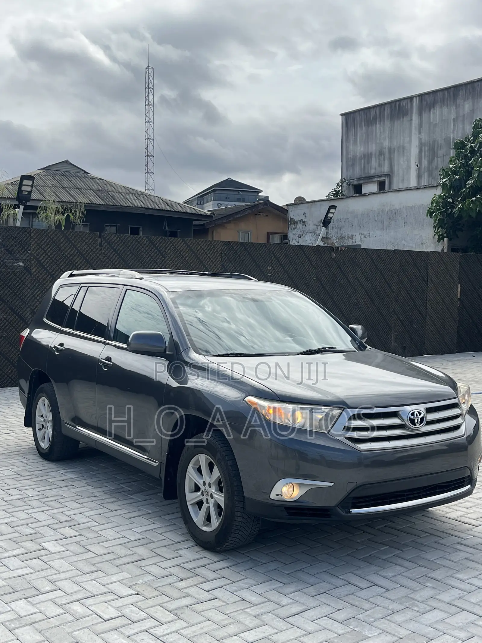 Toyota Highlander 3.5L 4WD 2013 Gray