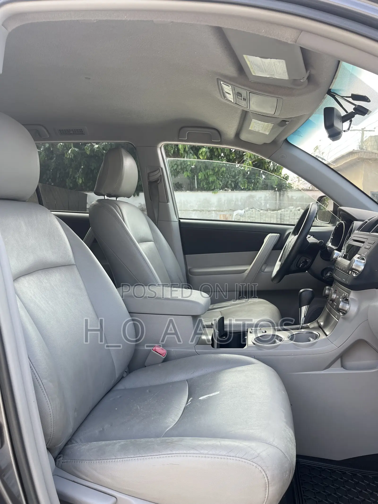 Toyota Highlander 3.5L 4WD 2013 Gray