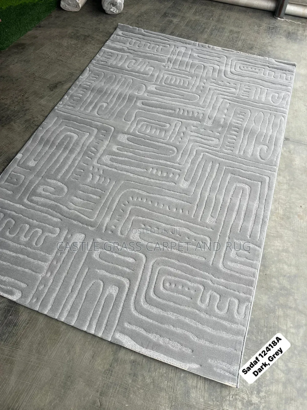Royal Crown Centre Rug