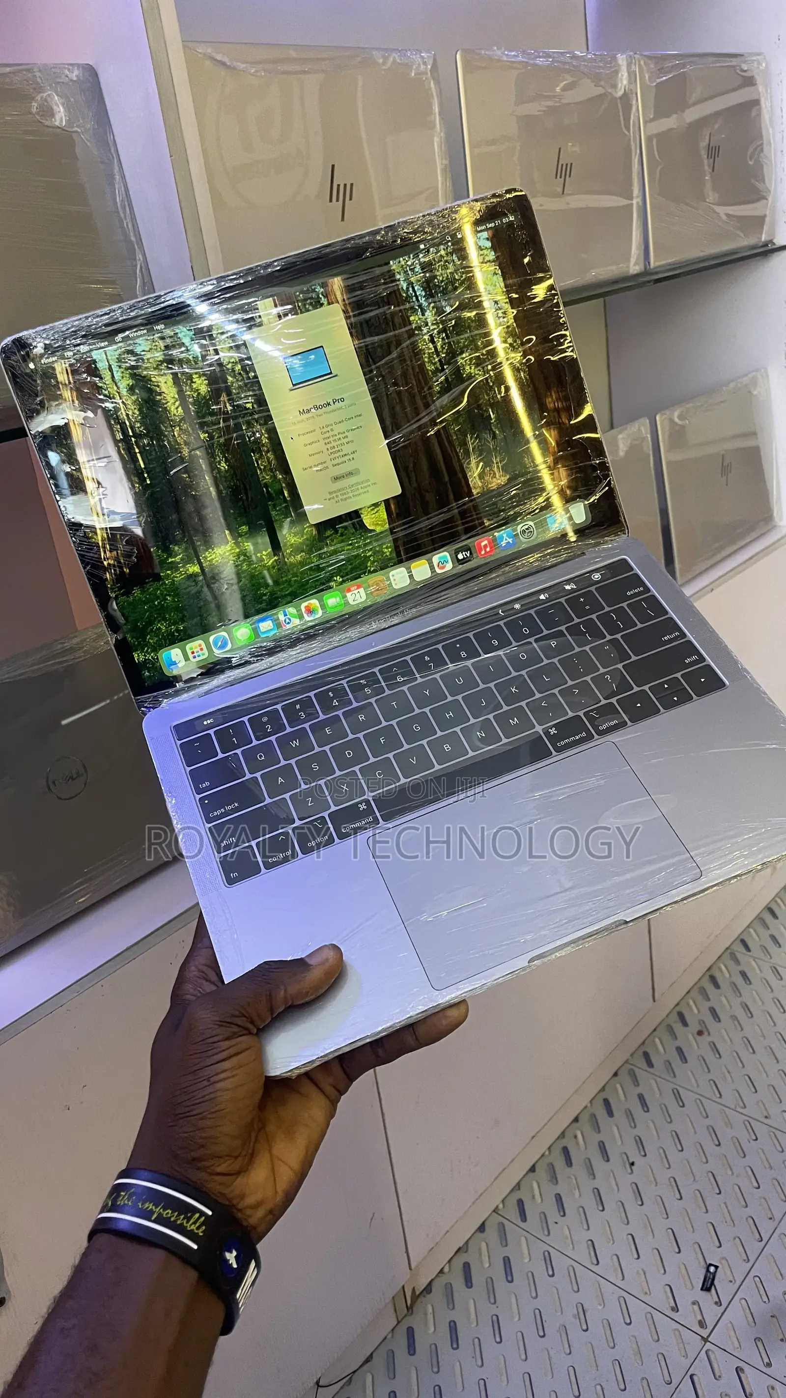Laptop Apple MacBook Pro 2019 8GB Intel Core i5 SSD 128GB