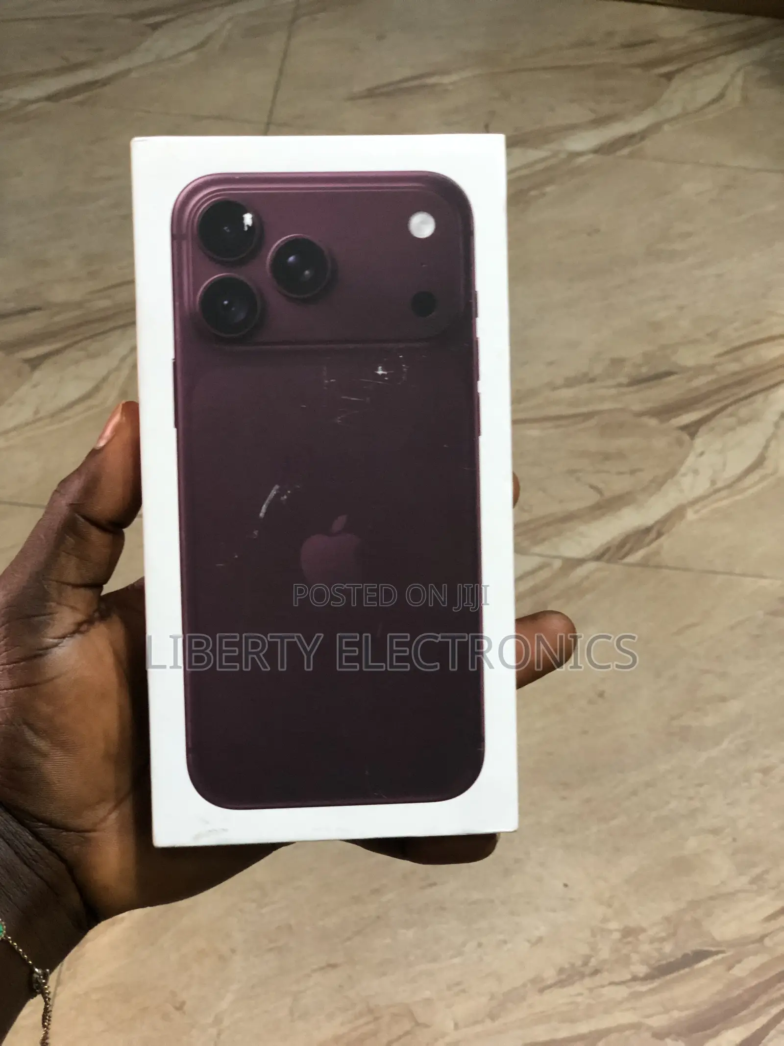 New Apple iPhone 18 Pro Max 256 GB Red