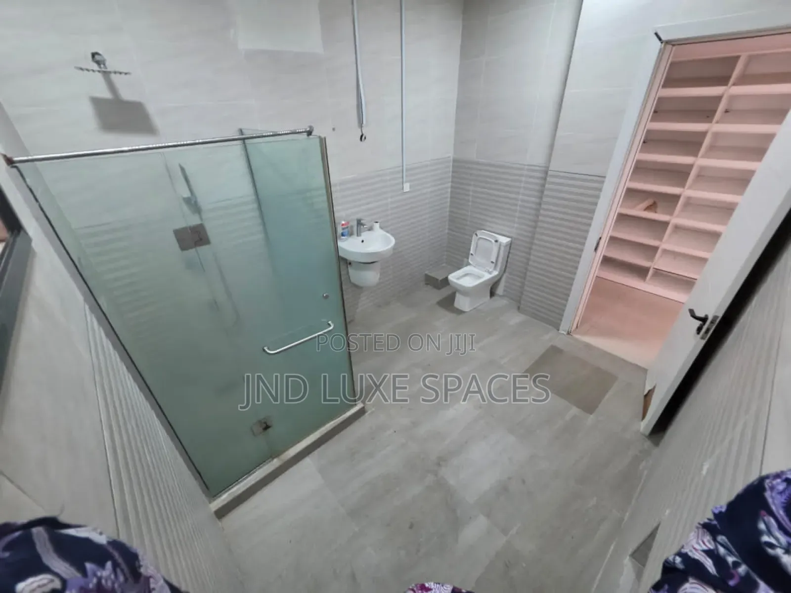 4bdrm Townhouse / Terrace in Ologolo for rent