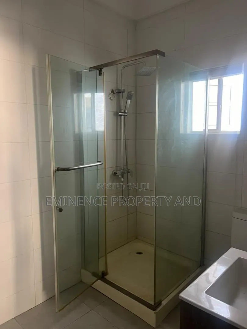 4bdrm Duplex in Lekki Expressway for rent