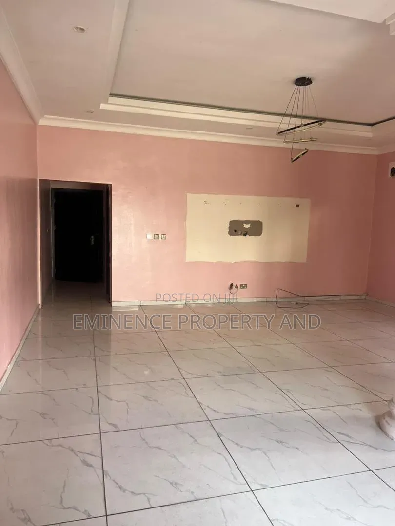 4bdrm Duplex in Lekki Expressway for rent