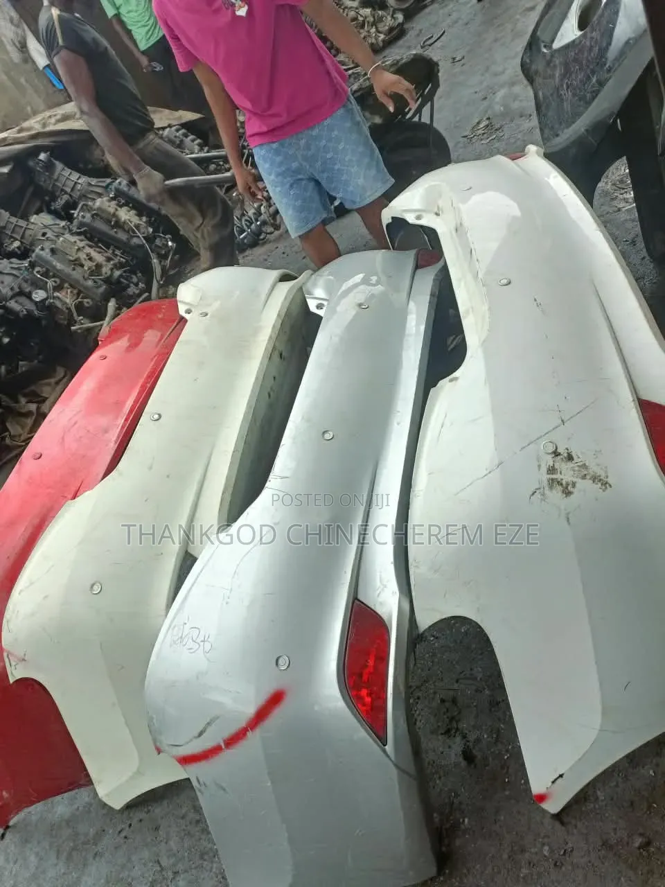 Complete Back Bumper Yaris 014 Neat One Is Available