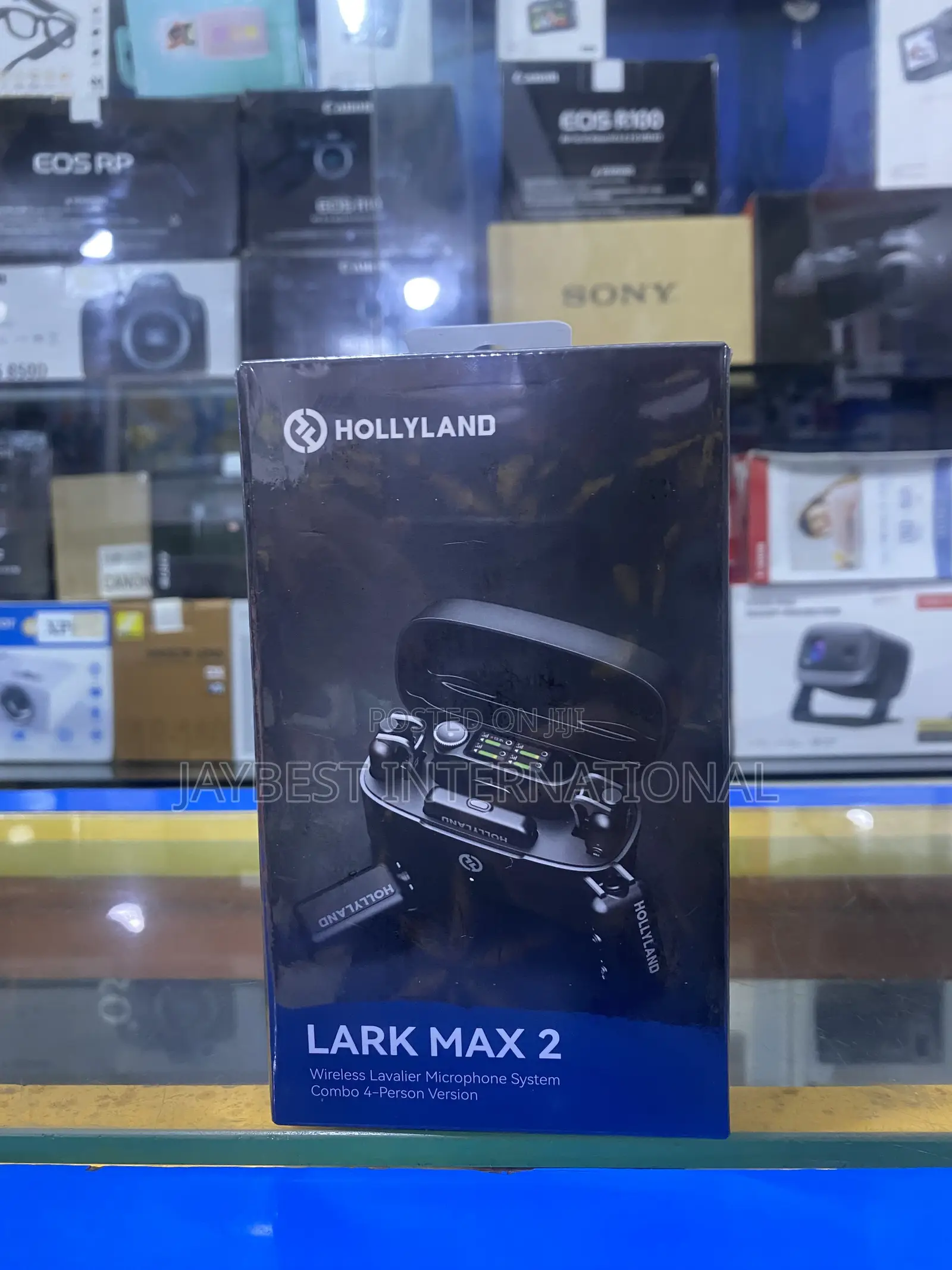 Hollyland LARK MAX 2 Ultimate Combo 2-Person Wireless Microphone