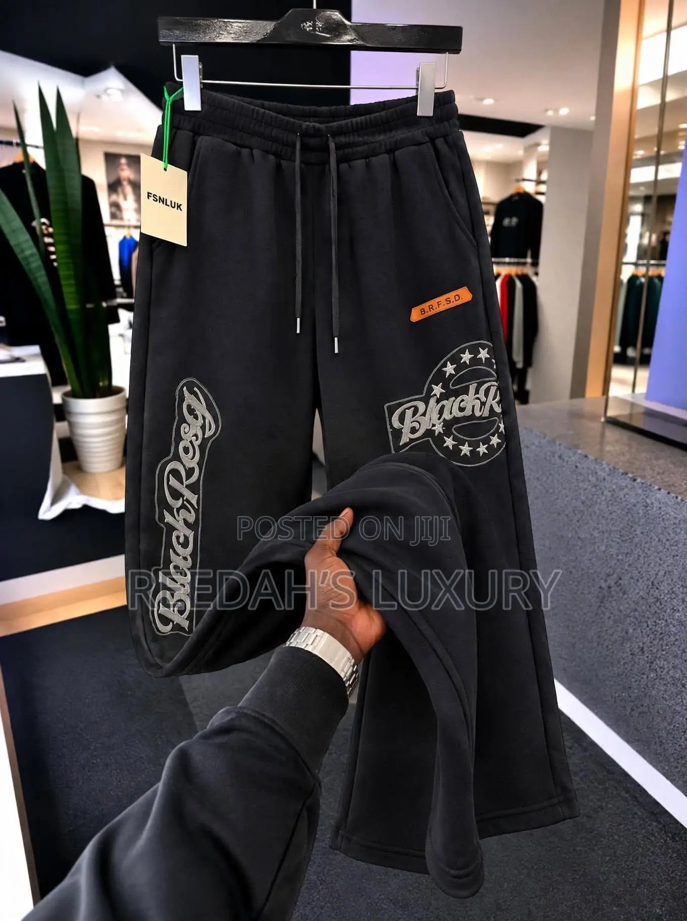 Urban Edge Graphic Fleece Joggers