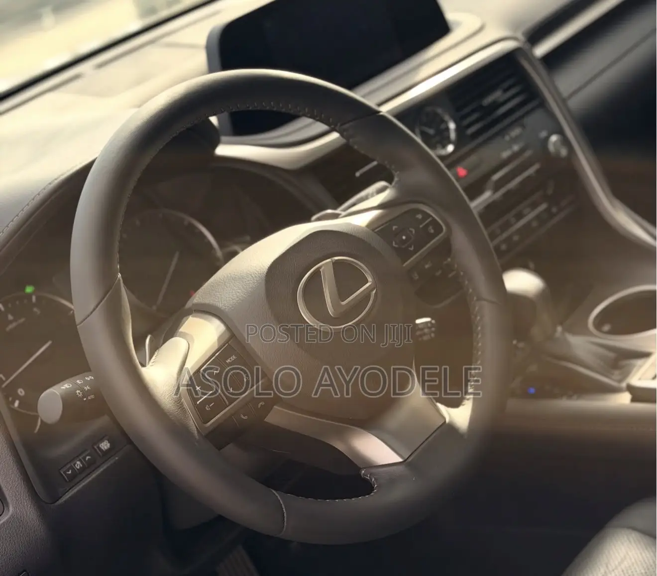 Lexus RX 350 4WD 2021 Gold
