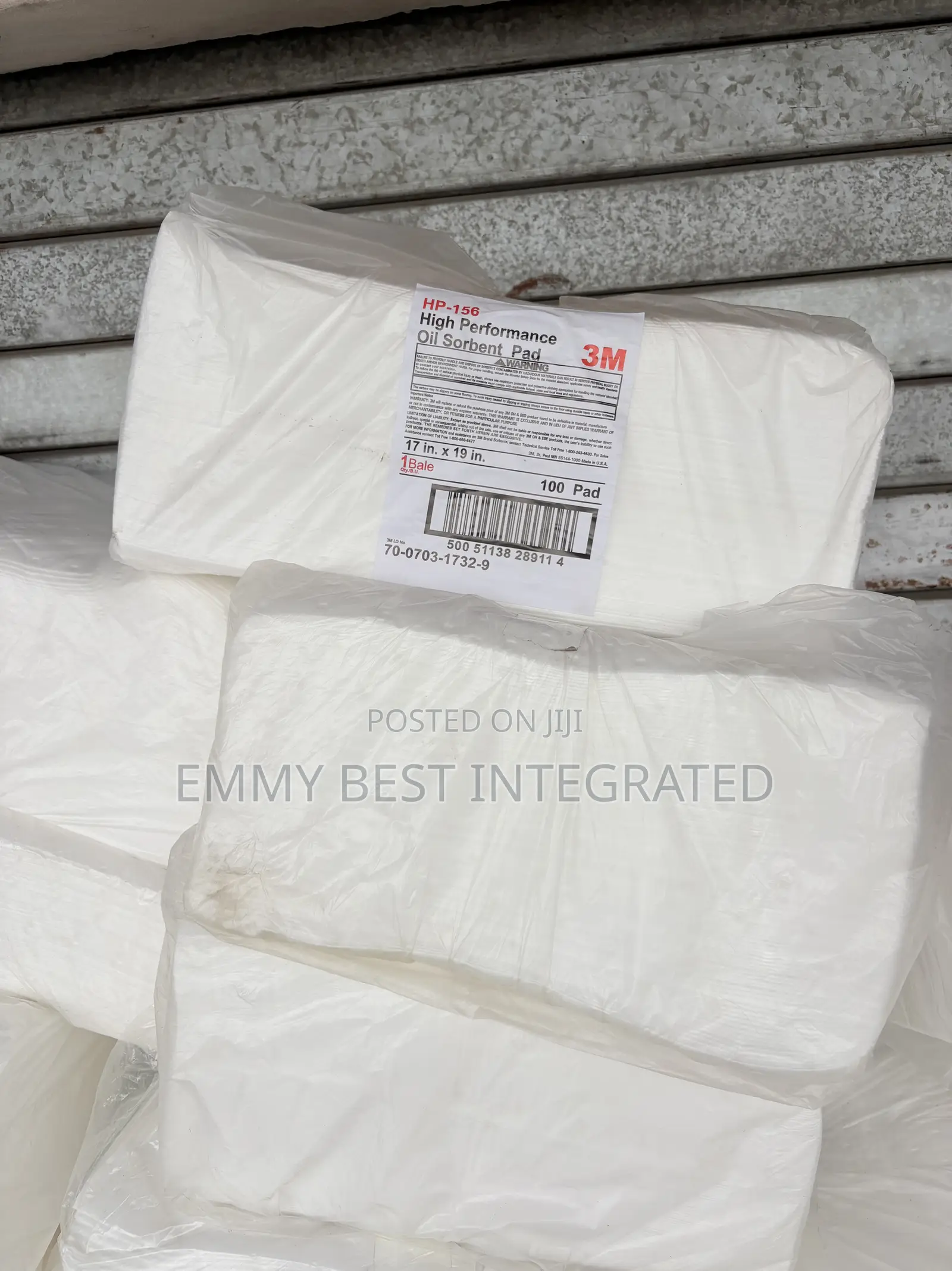 3M HP-156 High Performance Oil Sorbent Pads
