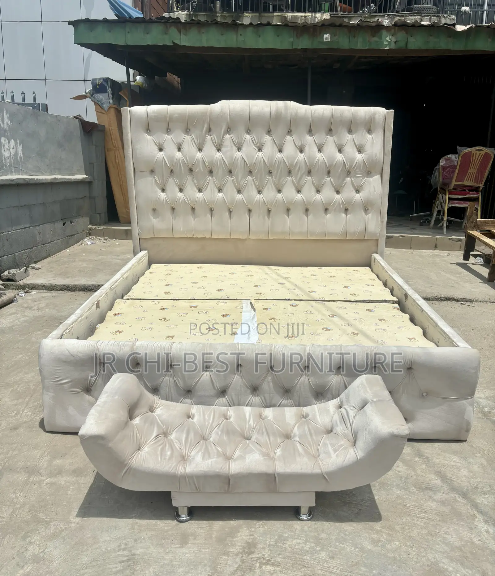Good Quality 6 by 6 Tufted Padded Bedframe