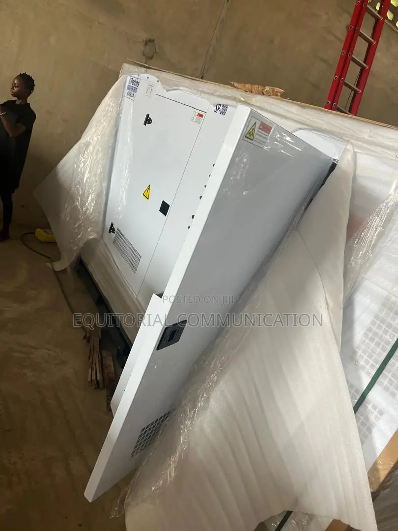 Perkins 300KVA Diesel Generator for Commercial Use