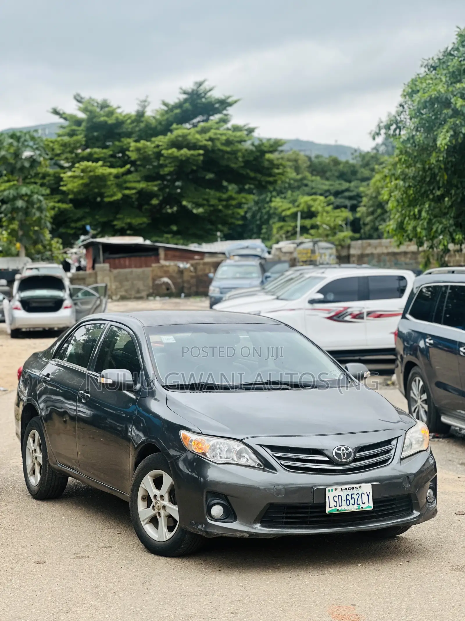 Toyota Corolla 2012 Gray