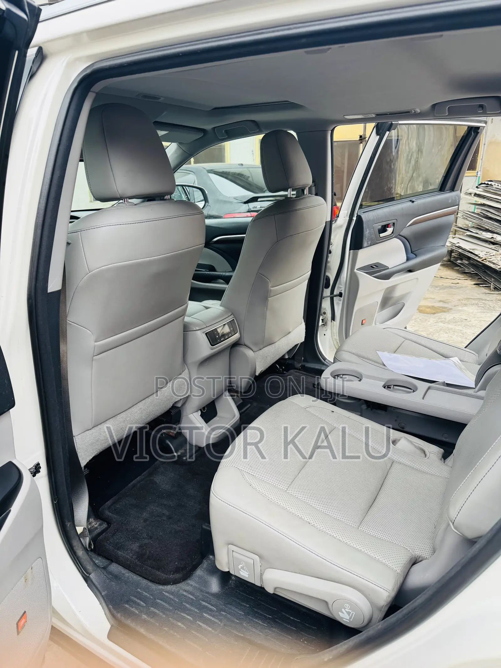 Toyota Highlander Limited 4dr SUV AWD (3.5L 6cyl 6A) 2015 White