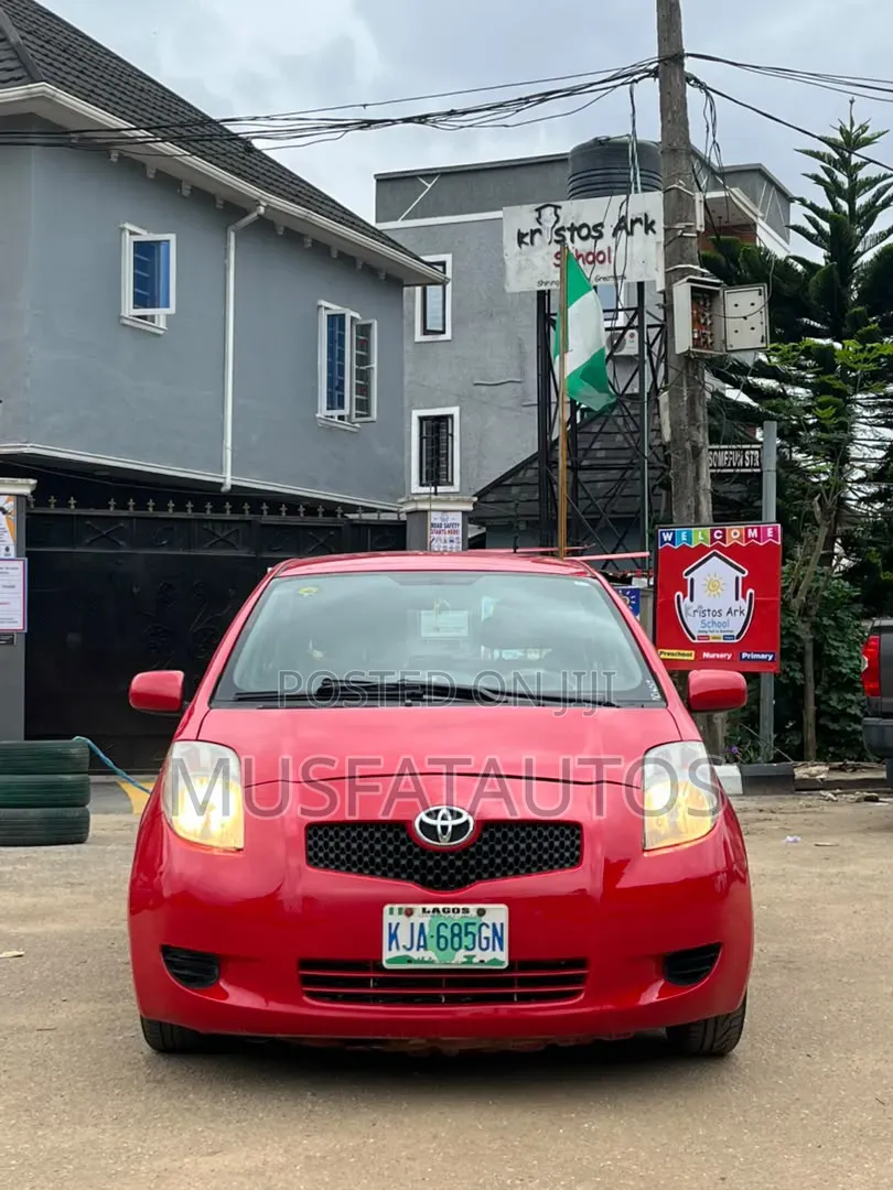 Toyota Yaris 2007 Red