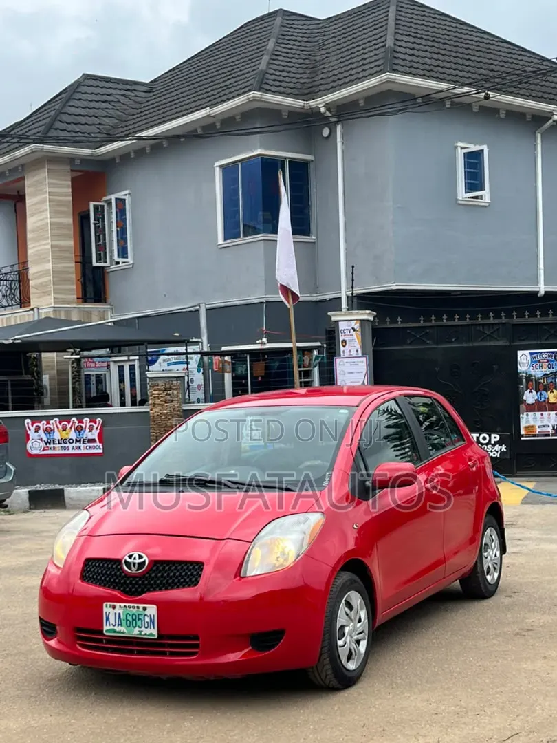 Toyota Yaris 2007 Red
