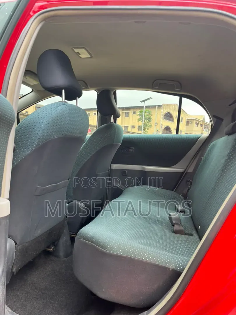 Toyota Yaris 2007 Red
