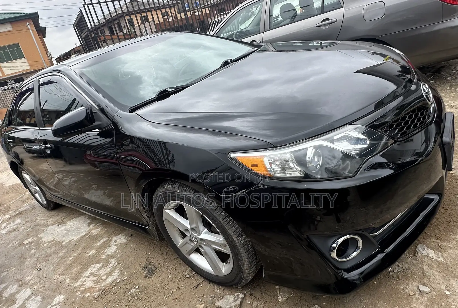 Toyota Camry SE 4dr Sedan (2.5L 4cyl 6A) 2013 Black