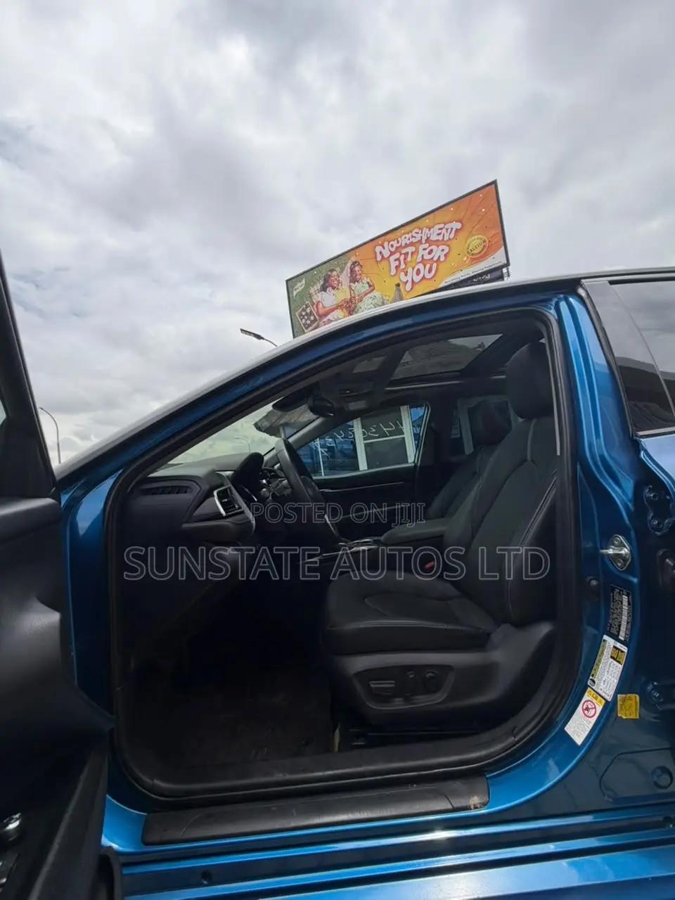 Toyota Camry 2019 Blue