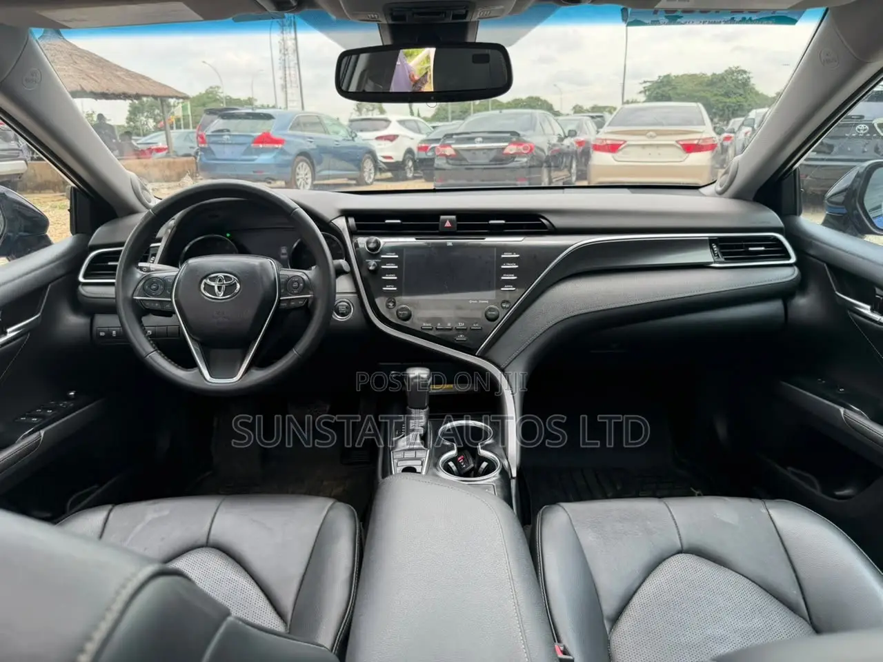 Toyota Camry 2019 Blue