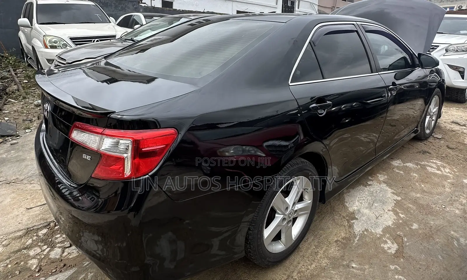 Toyota Camry SE 4dr Sedan (2.5L 4cyl 6A) 2013 Black