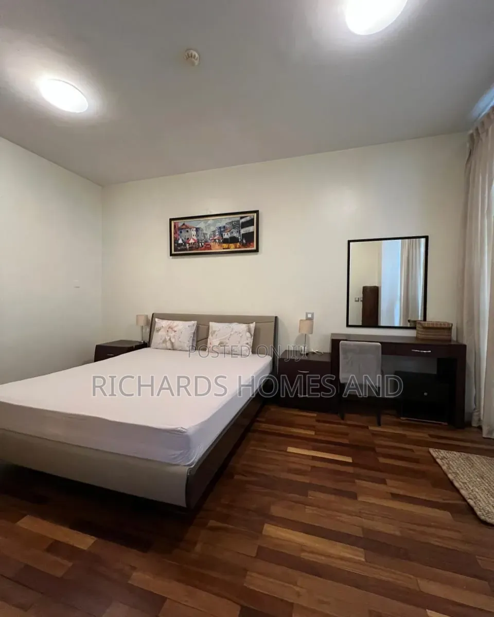 Furnished 2bdrm Apartment in Victoria Island Extension for sale