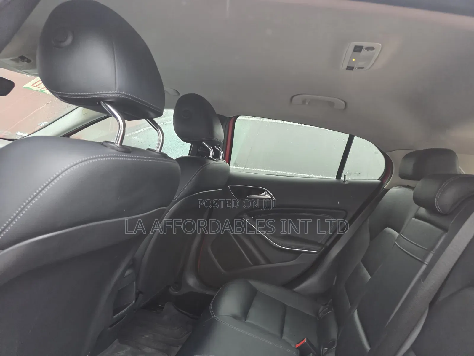 Mercedes-Benz GLA 250 2015 Red