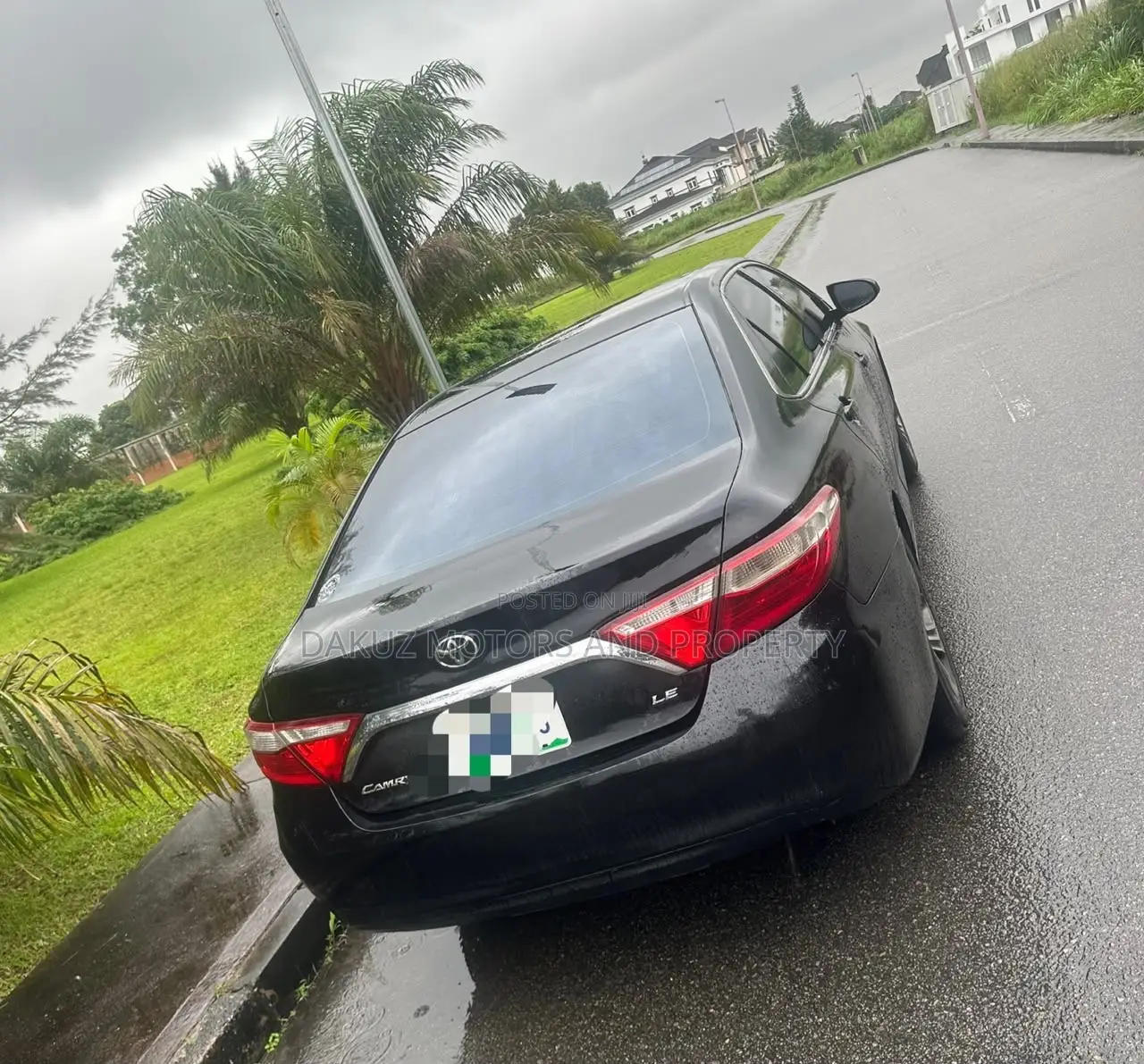 Toyota Camry 2016 Blue