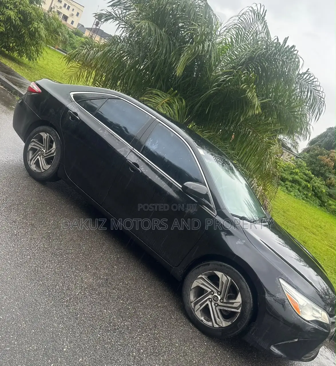 Toyota Camry 2016 Blue