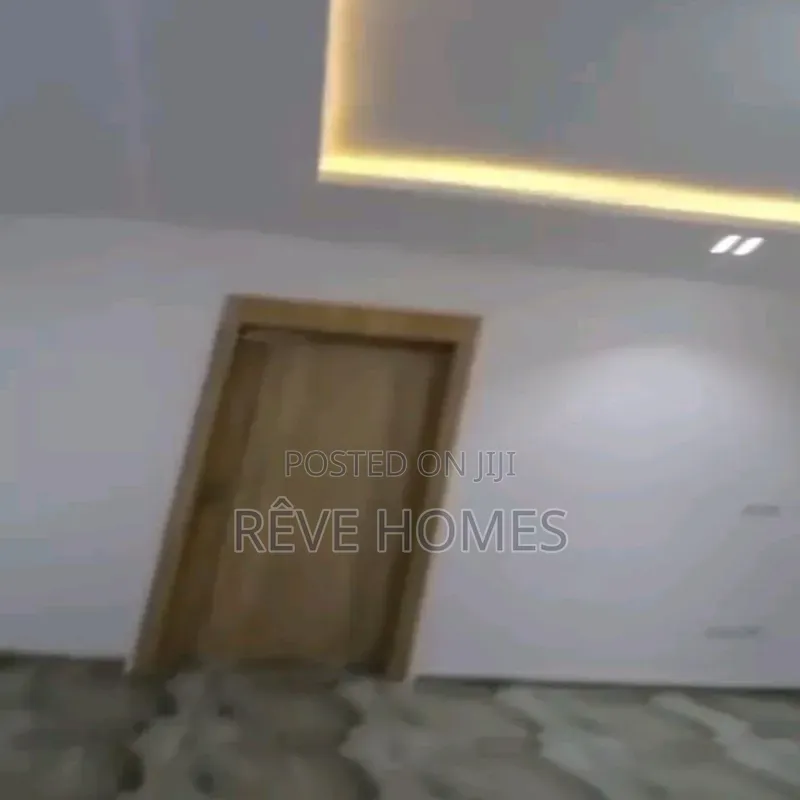 4bdrm Duplex in Ogudu GRA for rent