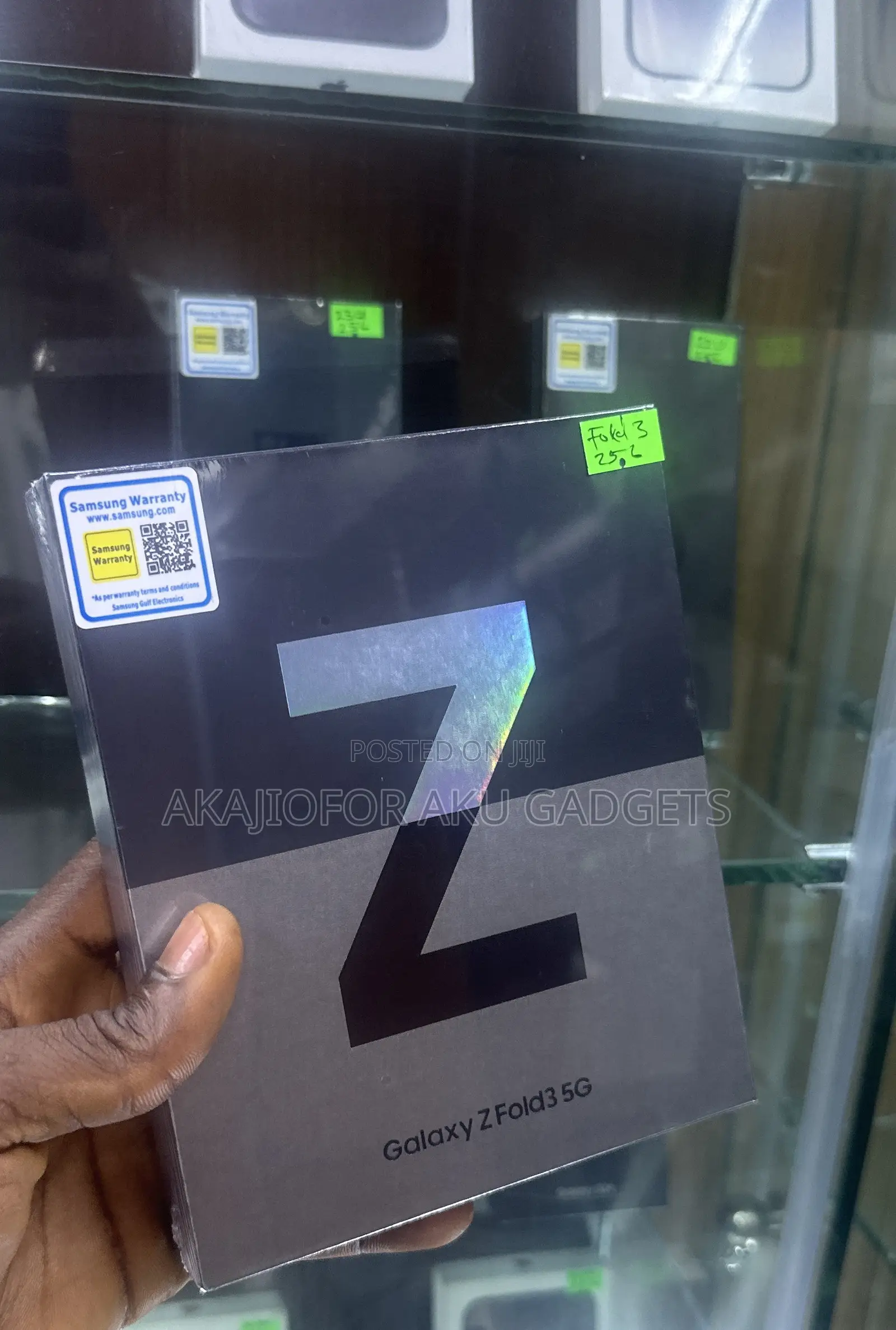 New Samsung Galaxy Z Fold 3 256 GB Black