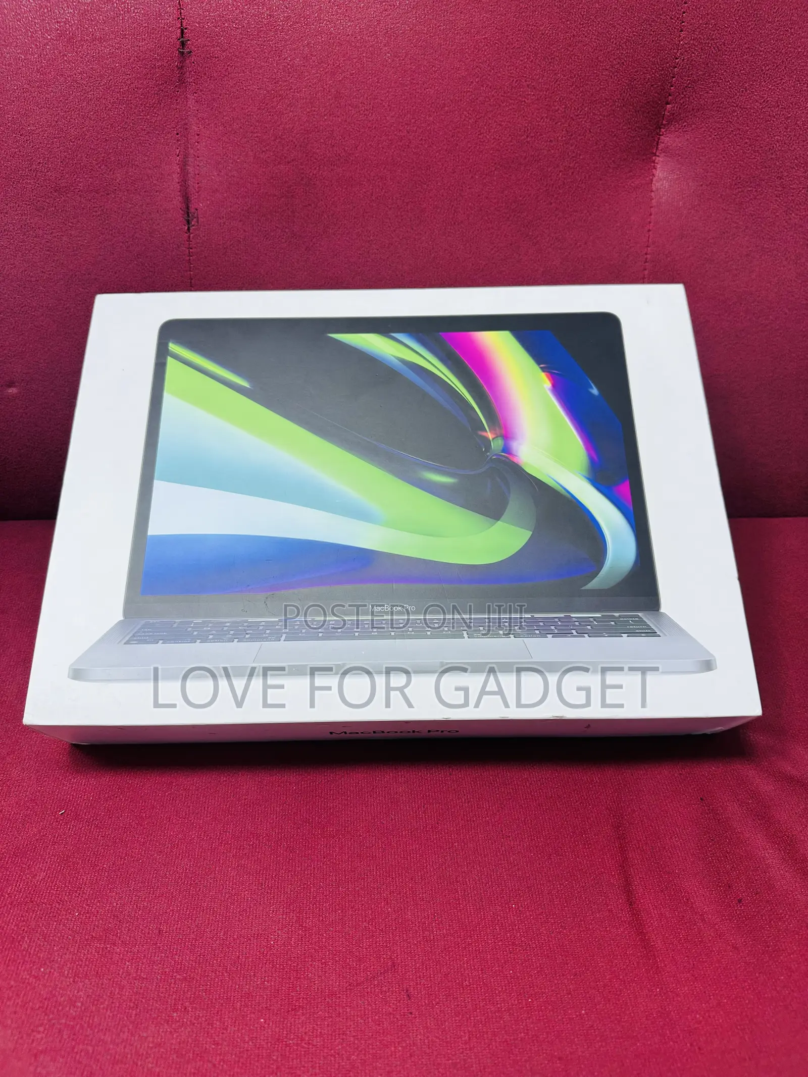 Laptop Apple MacBook Pro 2021 M1 8GB Apple M1 SSD 256GB