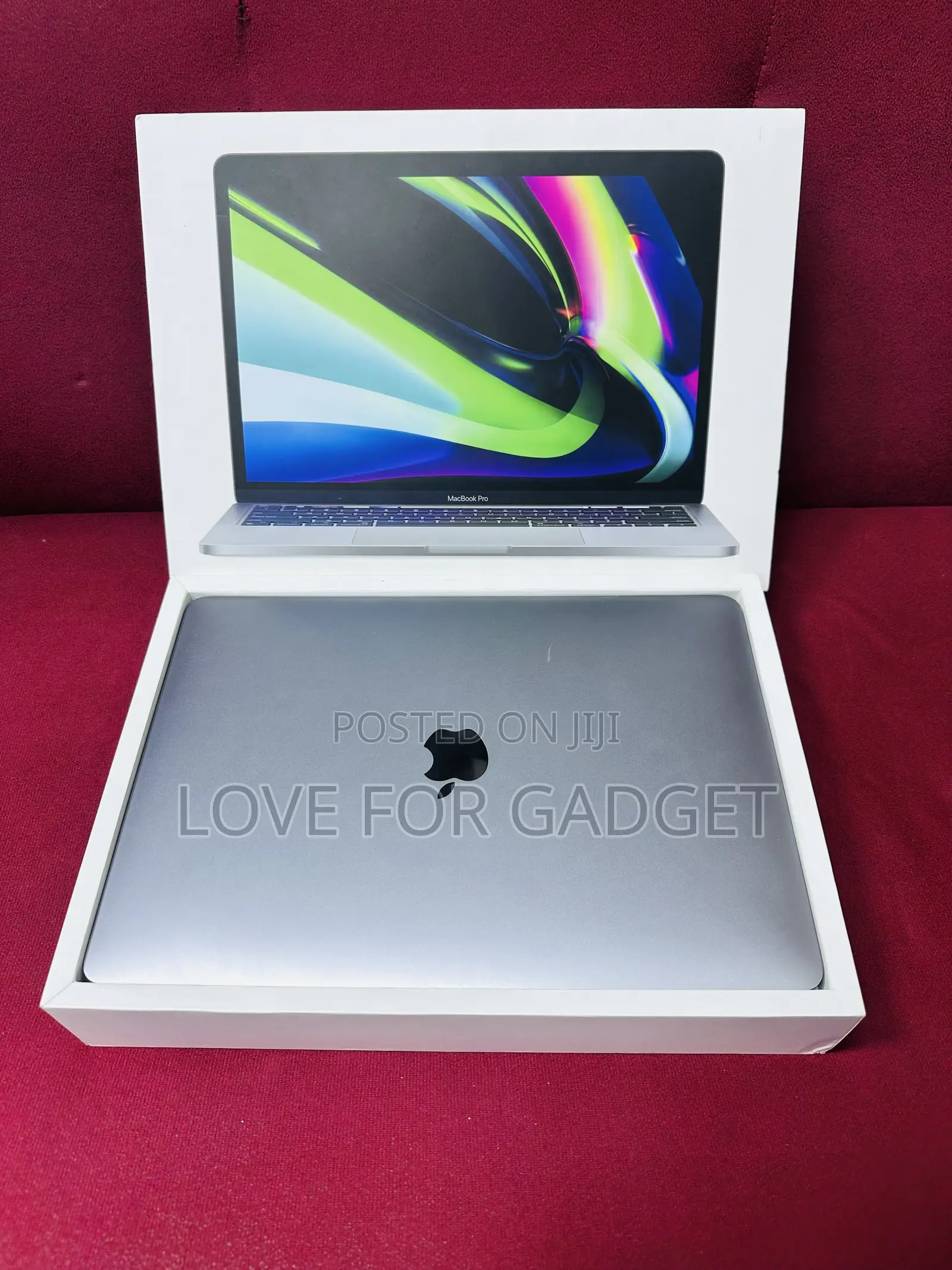 Laptop Apple MacBook Pro 2021 M1 8GB Apple M1 SSD 256GB