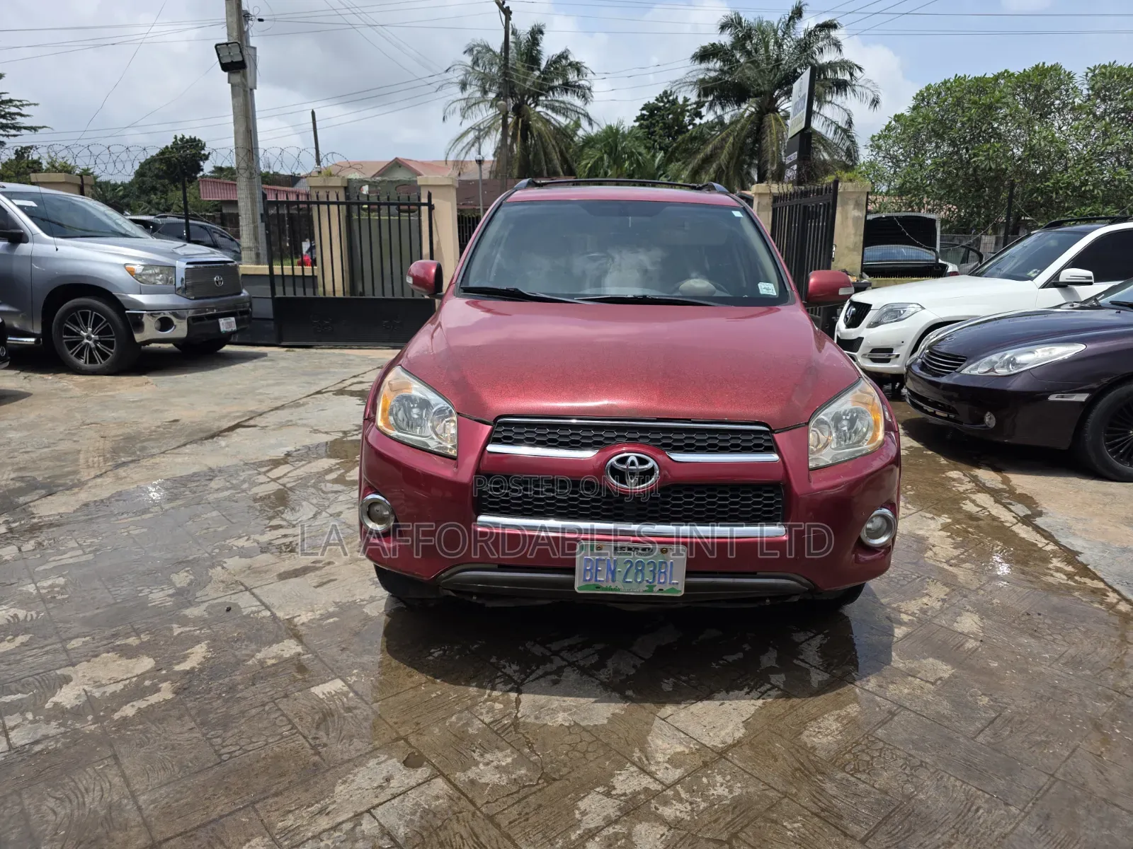 Toyota RAV4 2.5 Limited 2010 Red