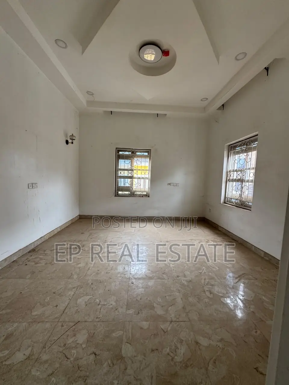 7bdrm Mansion in Katampe Extension for sale