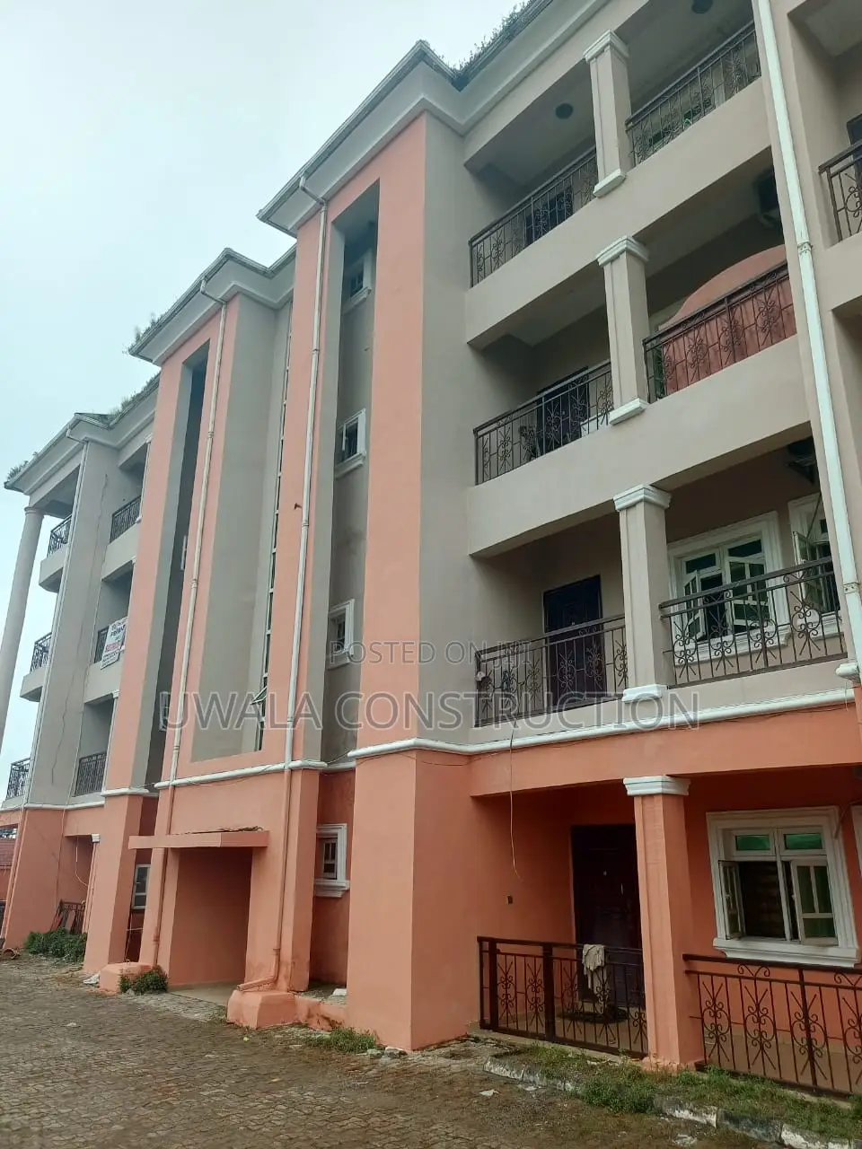 4bdrm Apartment in Life Camp for rent