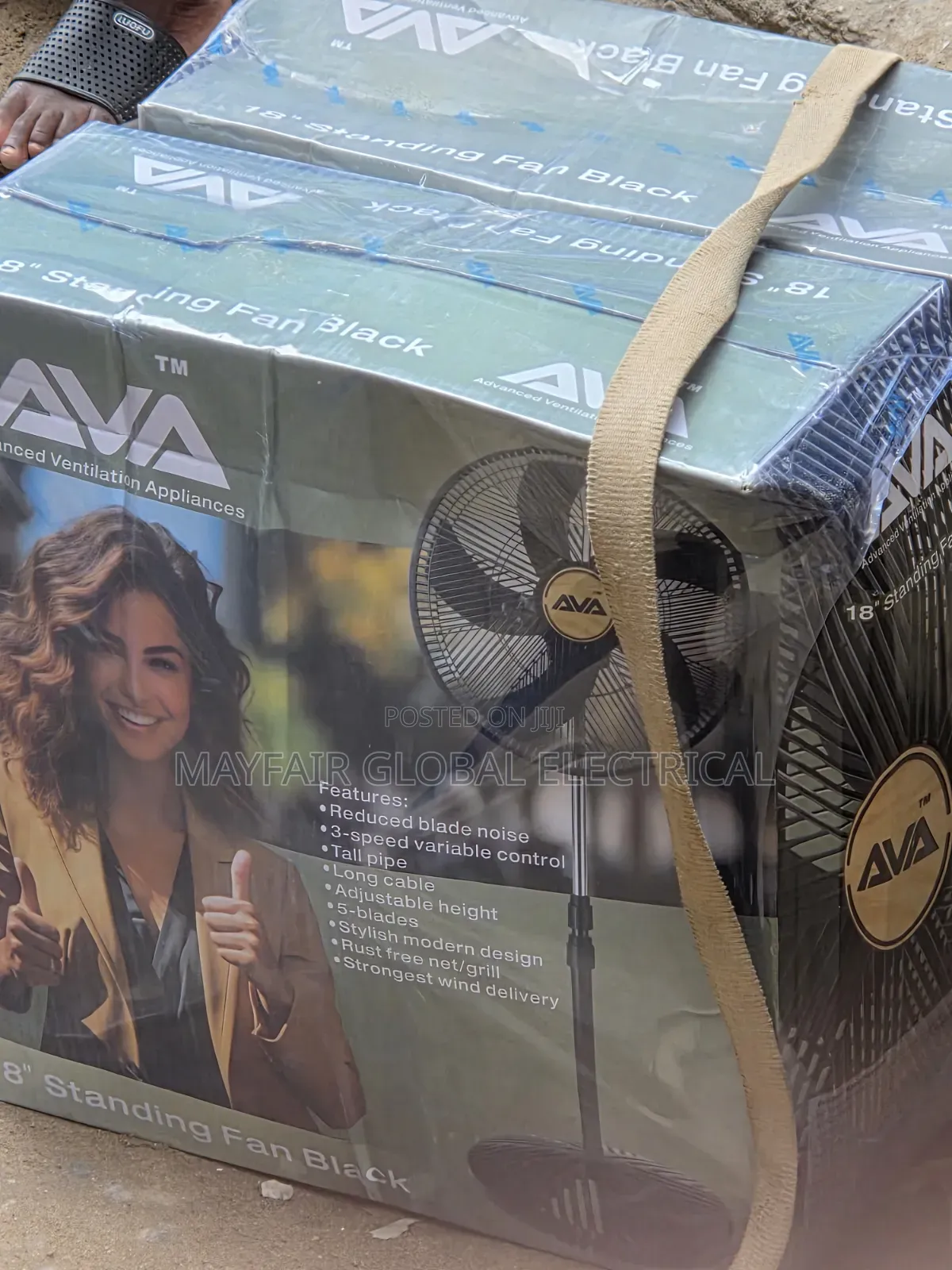 Quality Ava 18" Standing Fan (Black)