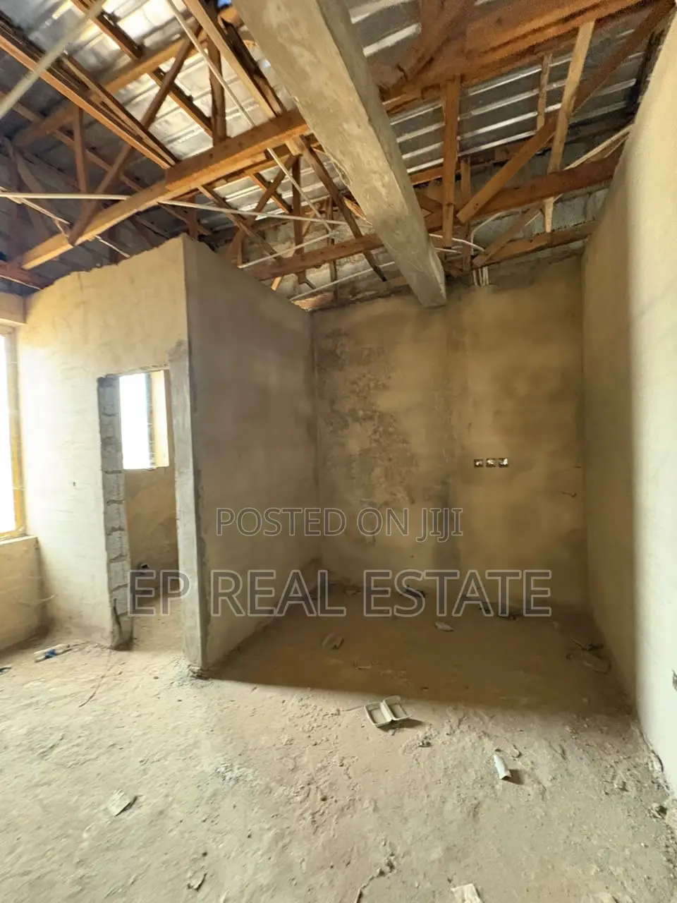 4bdrm Duplex in Apo District for sale