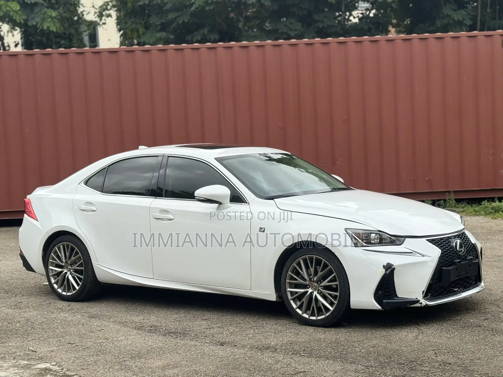 Lexus IS 300 AWD 2018 White