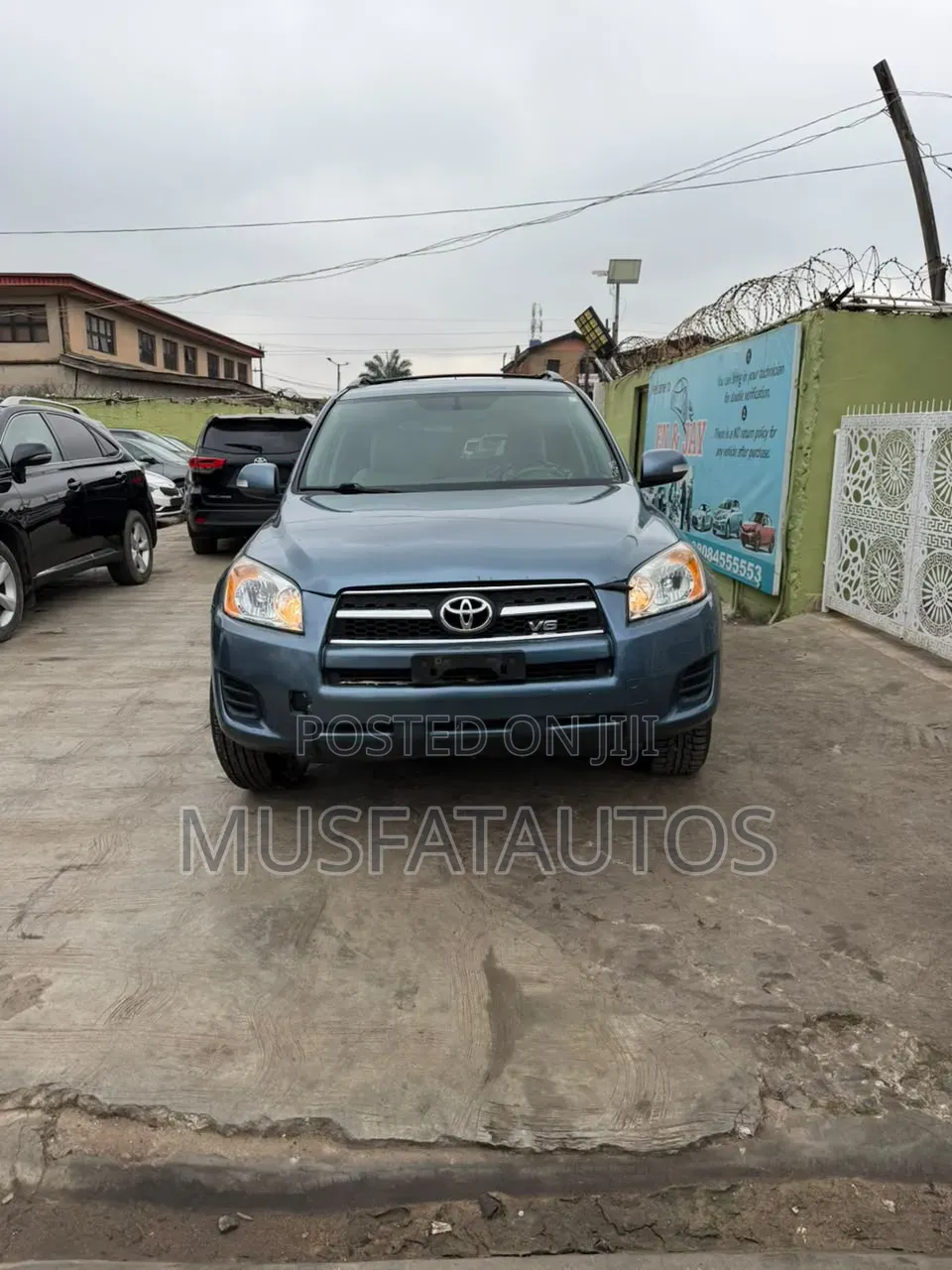Toyota RAV4 2010 Blue