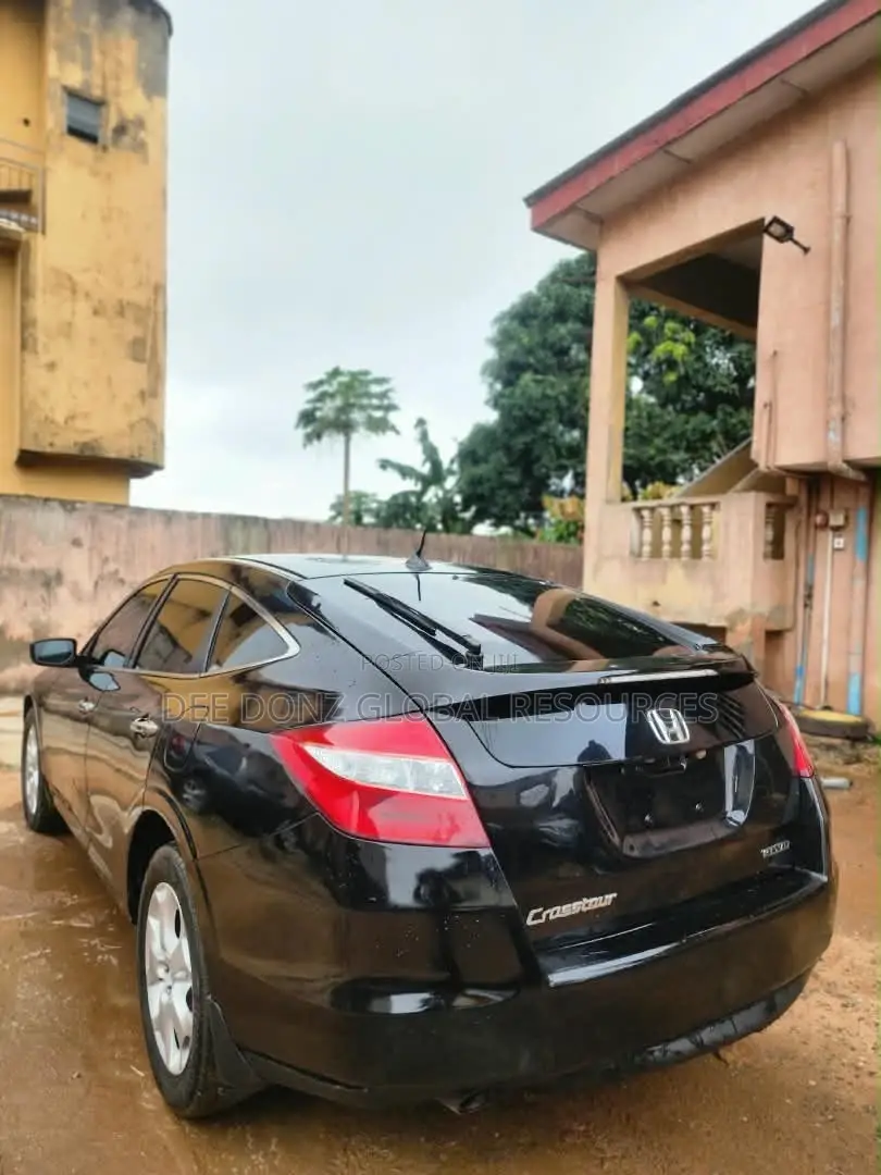 Honda Crosstour 2010 Black