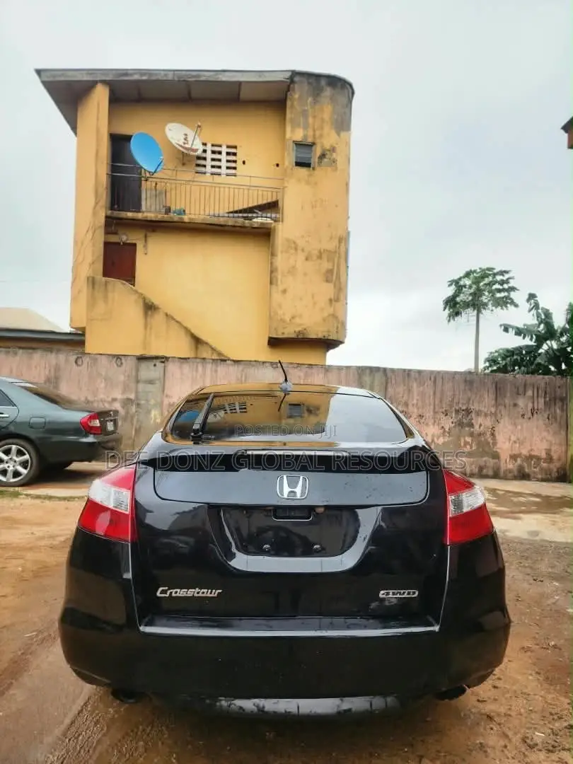 Honda Crosstour 2010 Black