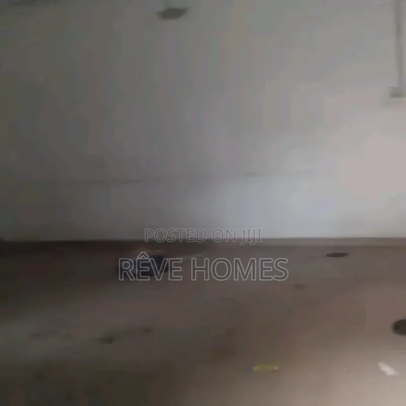 2bdrm Block of Flats in Ebute Metta for rent