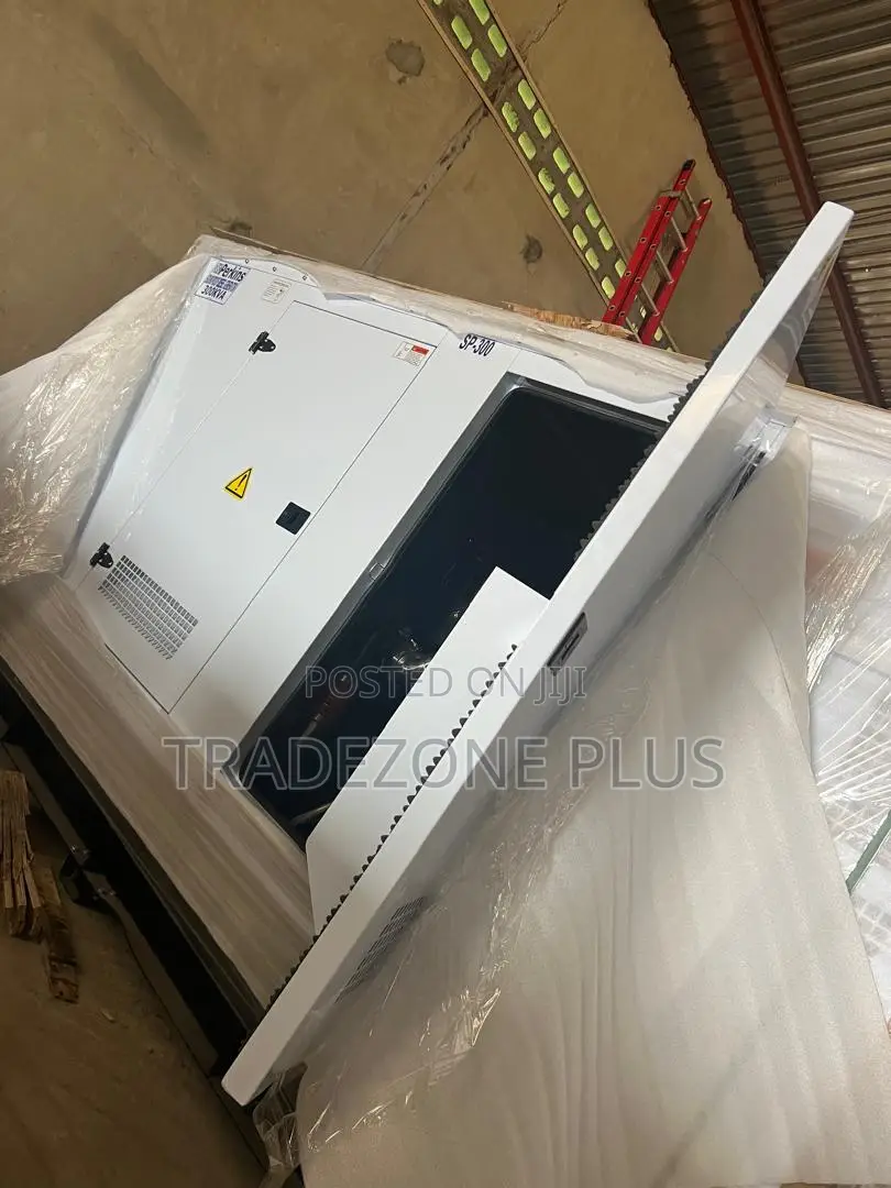 Perkins 300kVA Commercial Diesel Generator – Silent Type