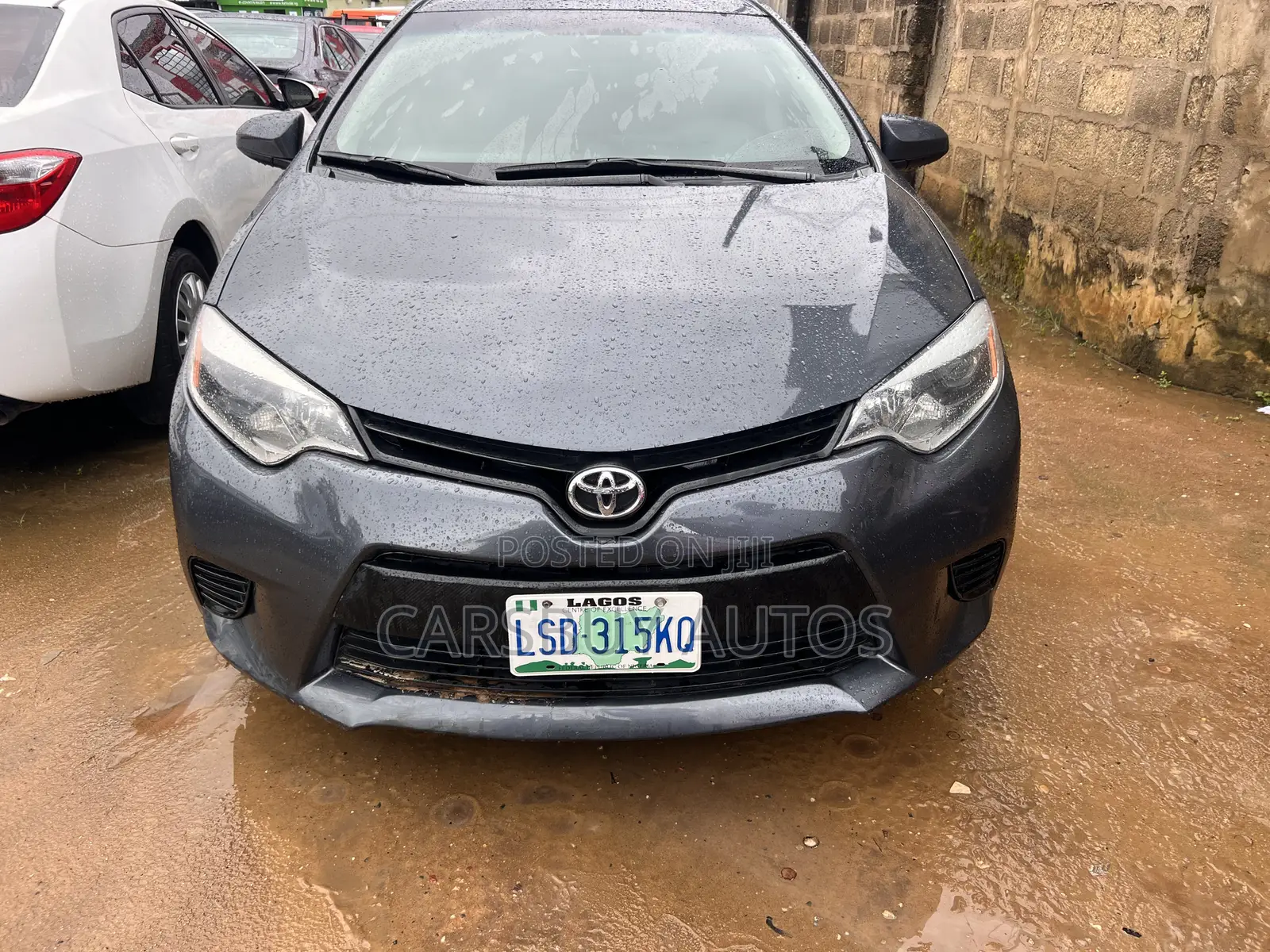 Toyota Corolla LE 4dr Sedan (1.8L 4cyl CVT) 2015 Gray