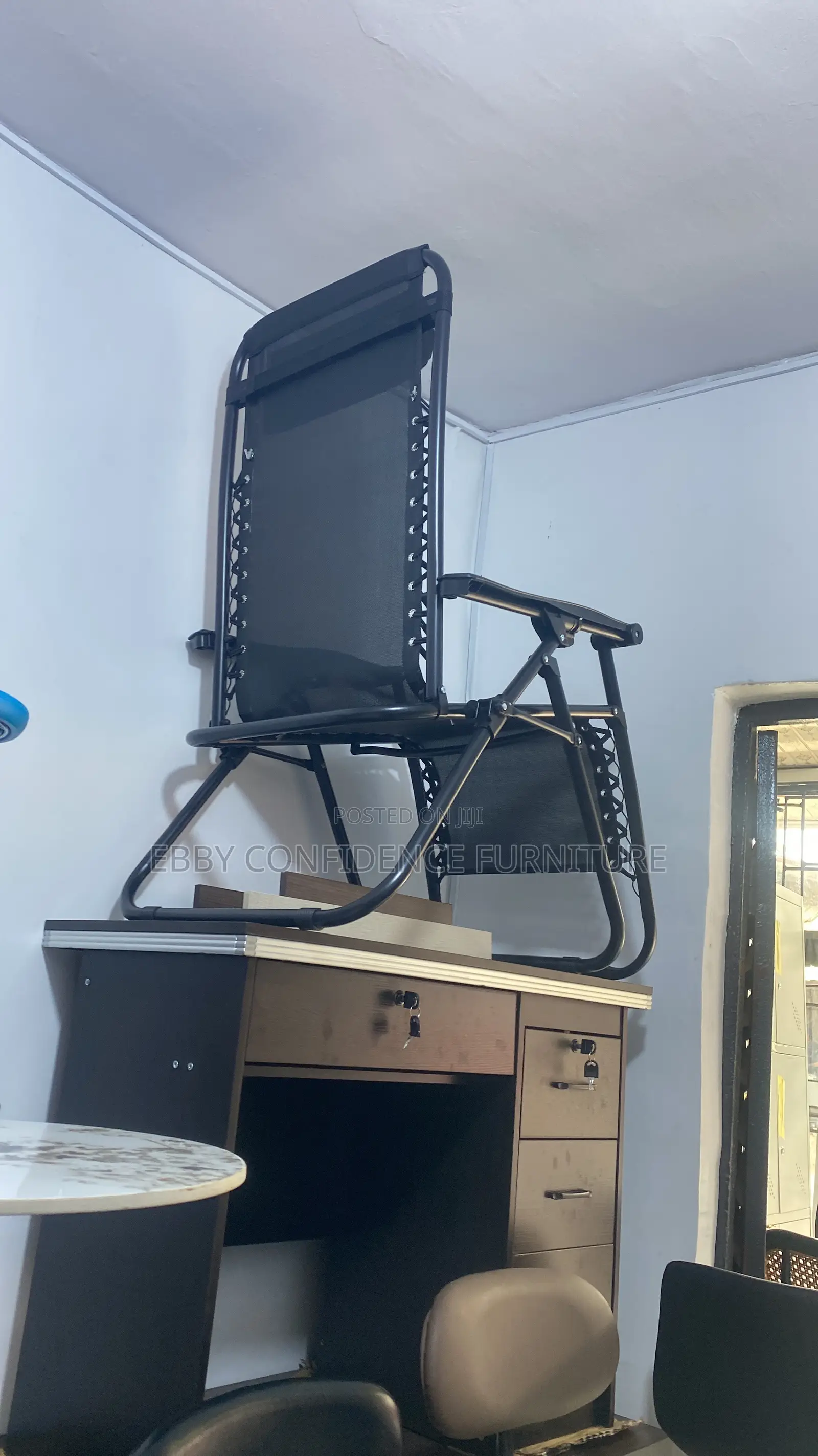 Relaxing Mesh Chair