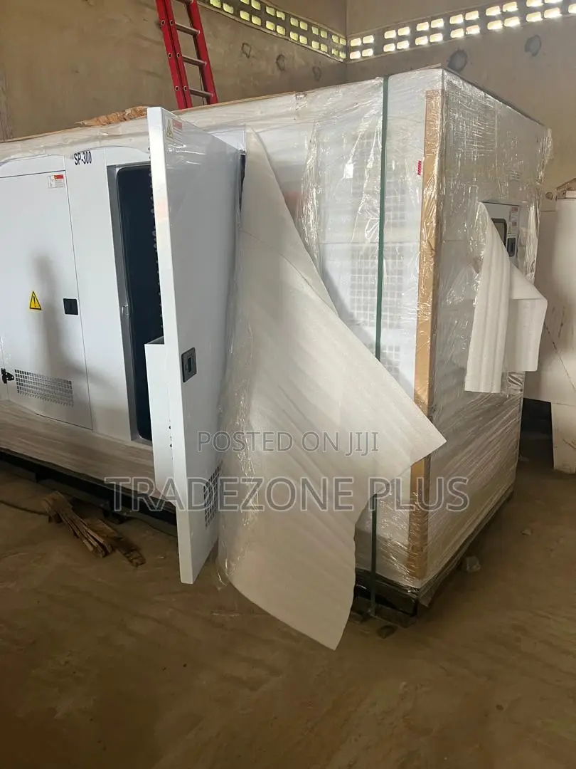 Perkins 300kVA Soundproof Generator for Offices Businesses