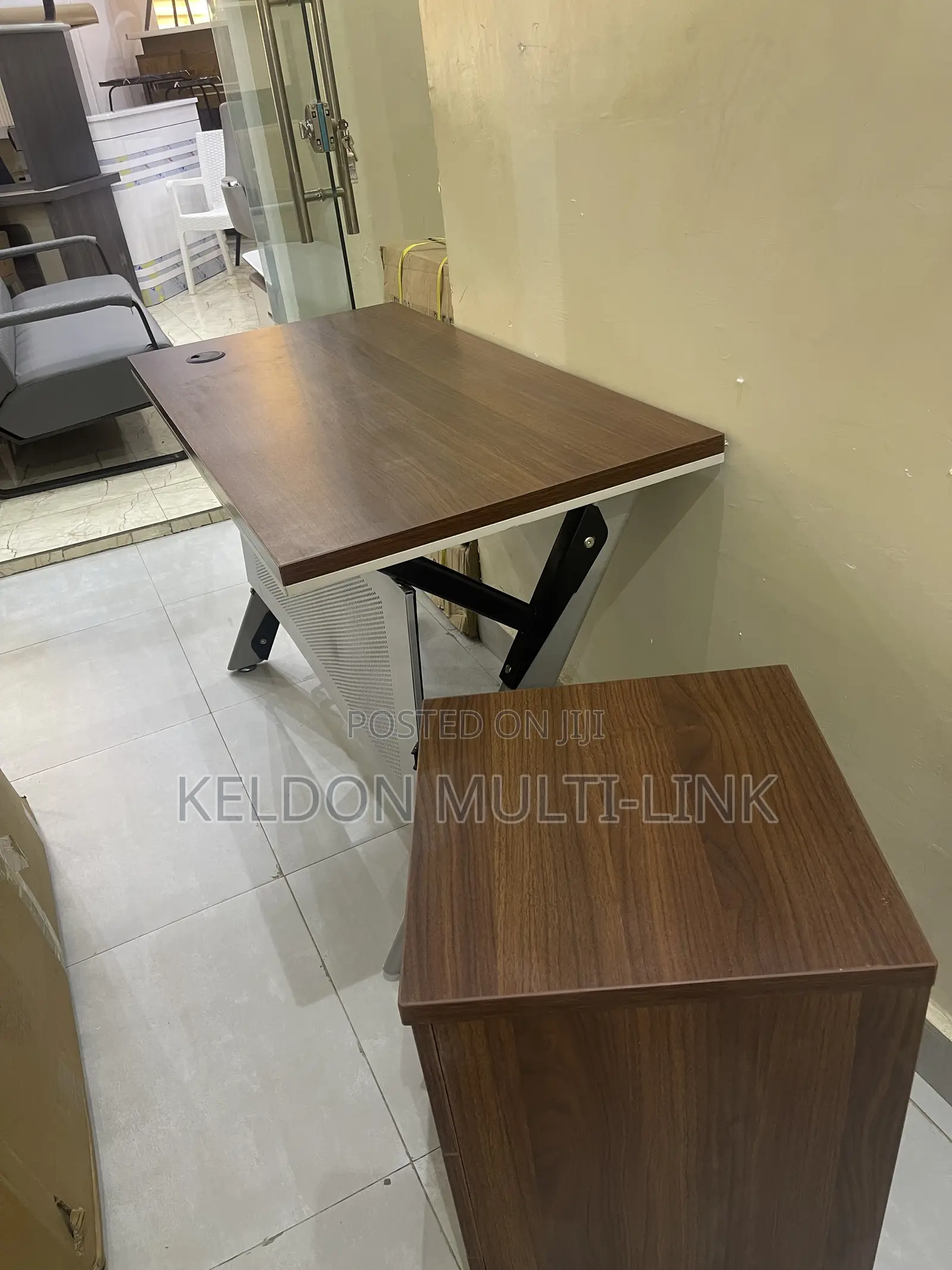Teen Tables for Office