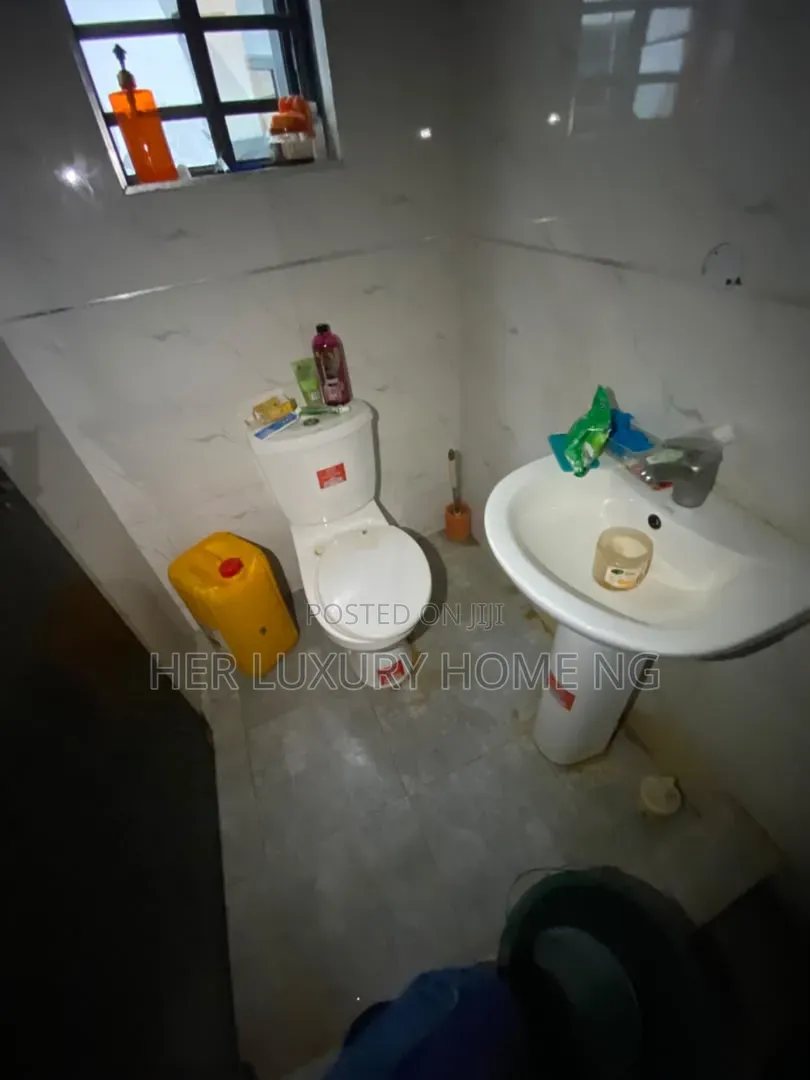1bdrm Shared Apartment in Ologolo for rent