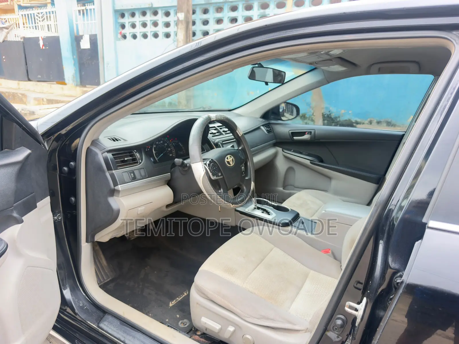 Toyota Camry LE 4dr Sedan (2.5L 4cyl 6A) 2012 Black